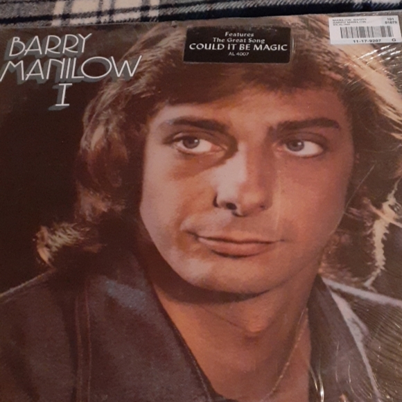 Barry Manilow albums (4 albums total) - Picture 2 of 4